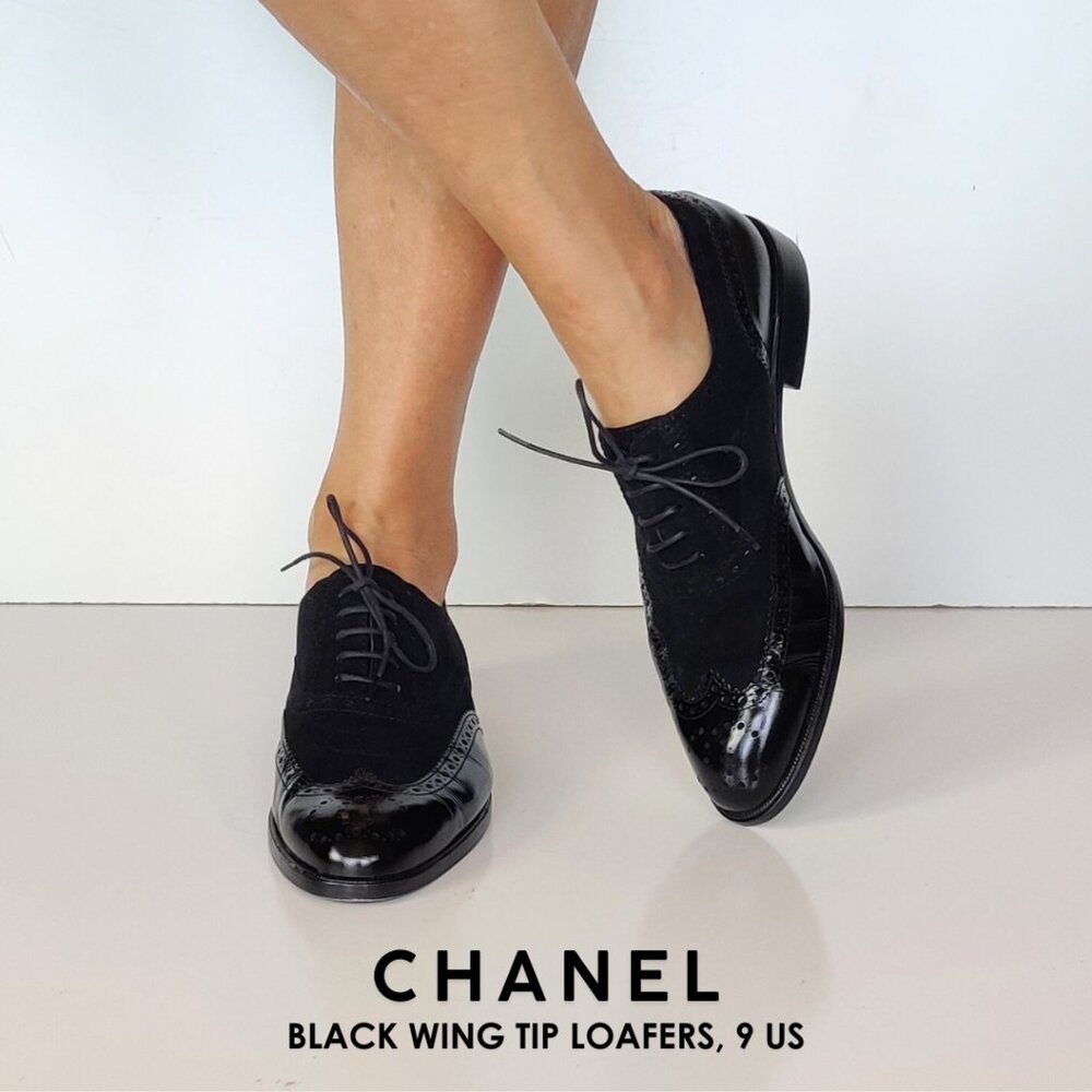 CHANEL Black Wing Tip Loafers Size US 9